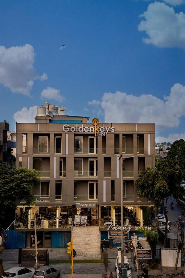 Goldenkeys Inn New Delhi Ngoại thất bức ảnh